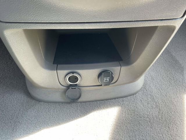 Used 2013 Chrysler Town & Country Touring image 24