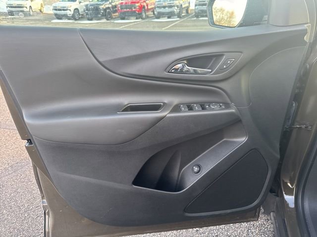 Used 2023 Chevrolet Equinox LT image 9