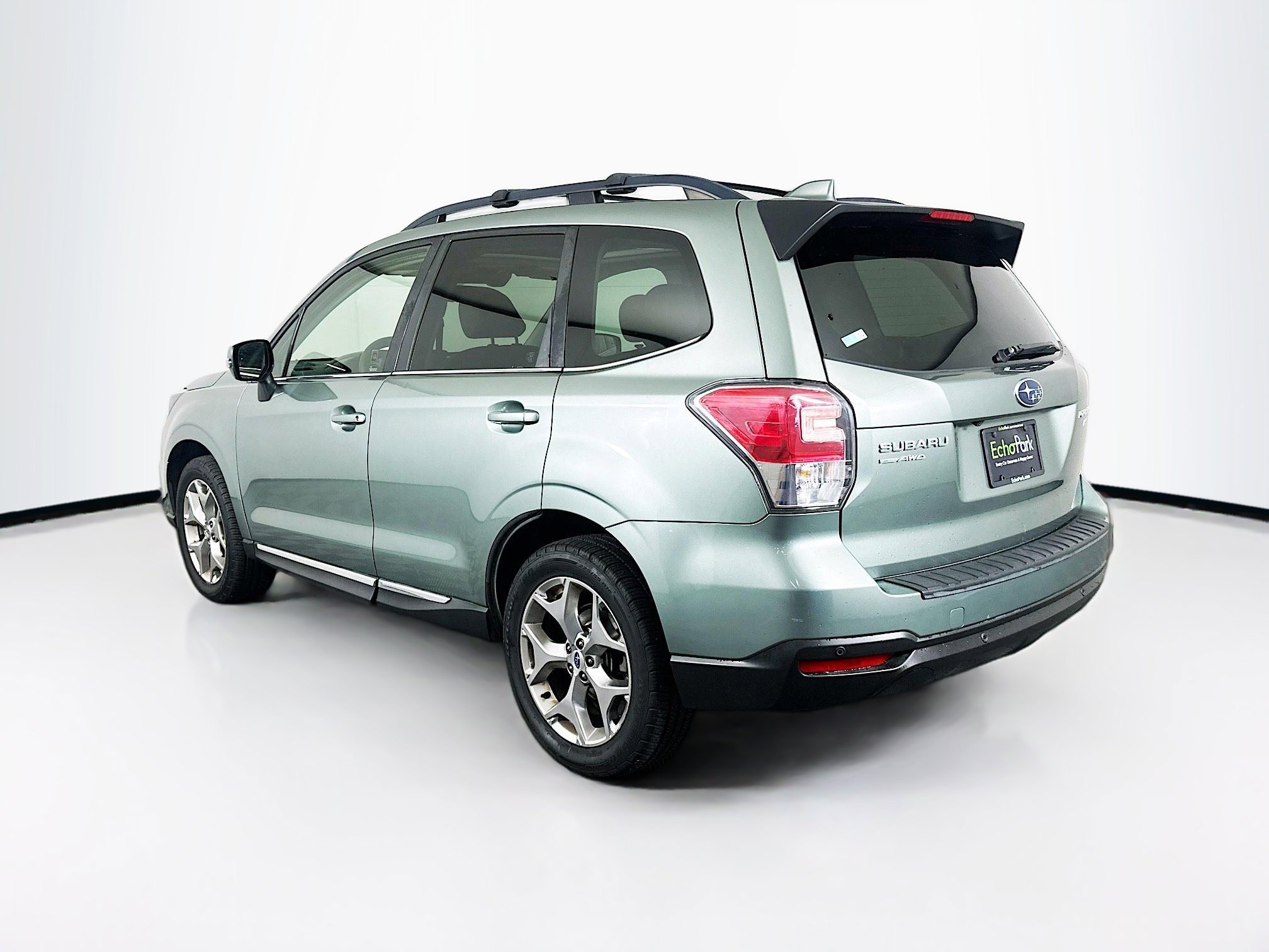 Used 2017 Subaru Forester 2.5i Touring image 5