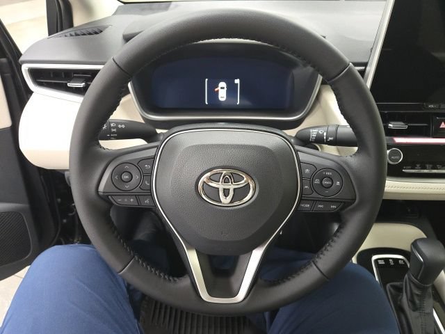 New 2026 Toyota Corolla XLE FWD image 31