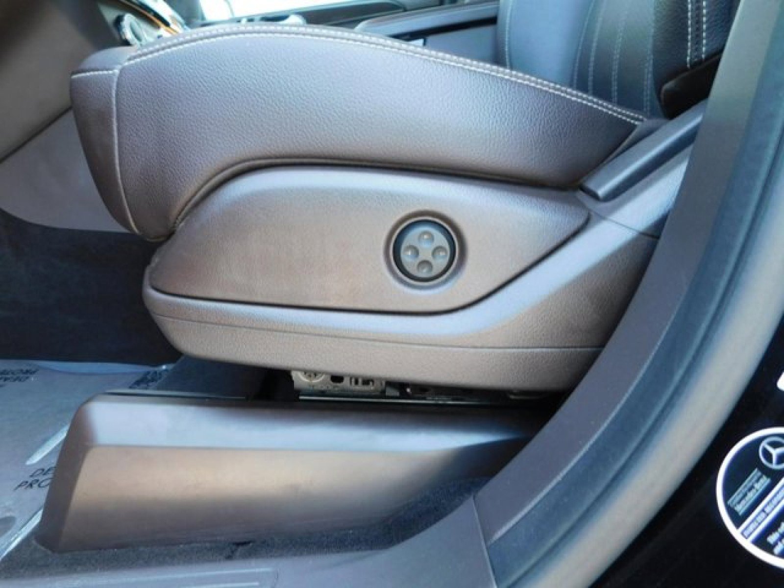 Used 2018 Mercedes-Benz GLS 450 4MATIC image 16