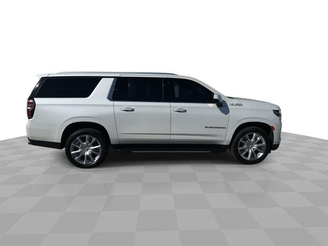Certified 2023 Chevrolet Suburban High Country image 9