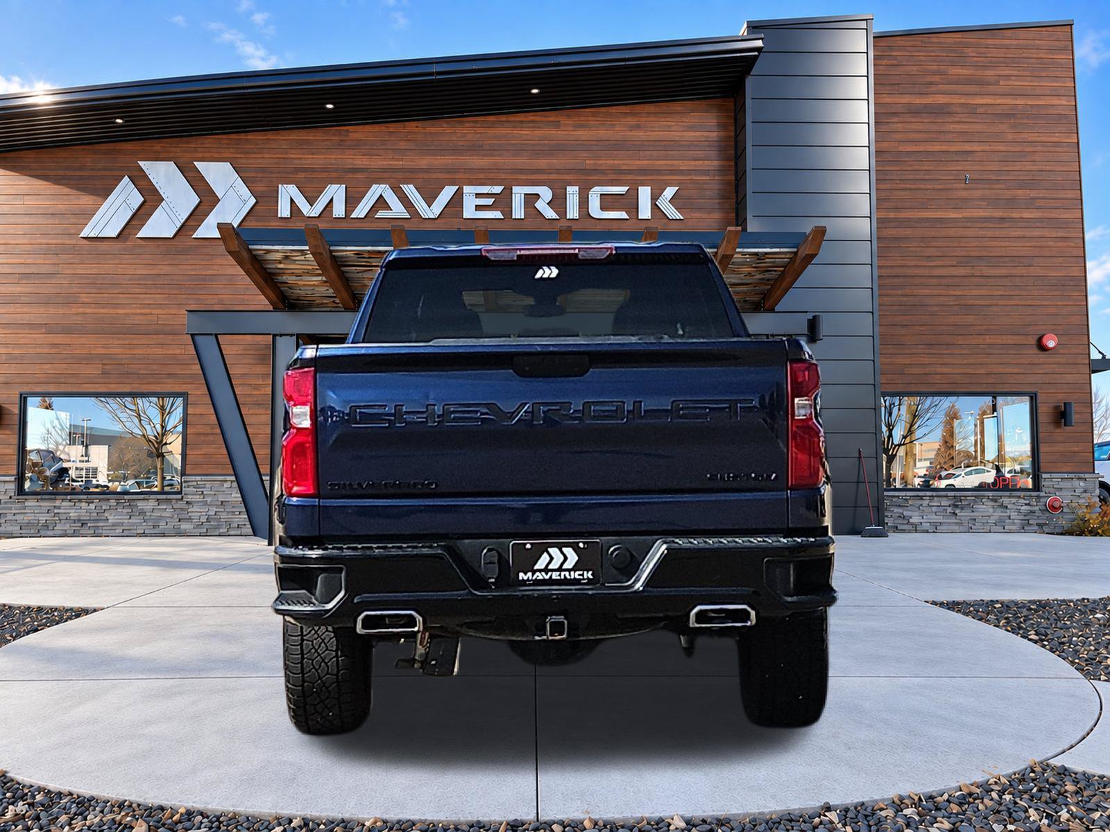 Used 2021 Chevrolet Silverado 1500 Custom Trail Boss w/ Safety Confidence Package AWD/4WD image 6