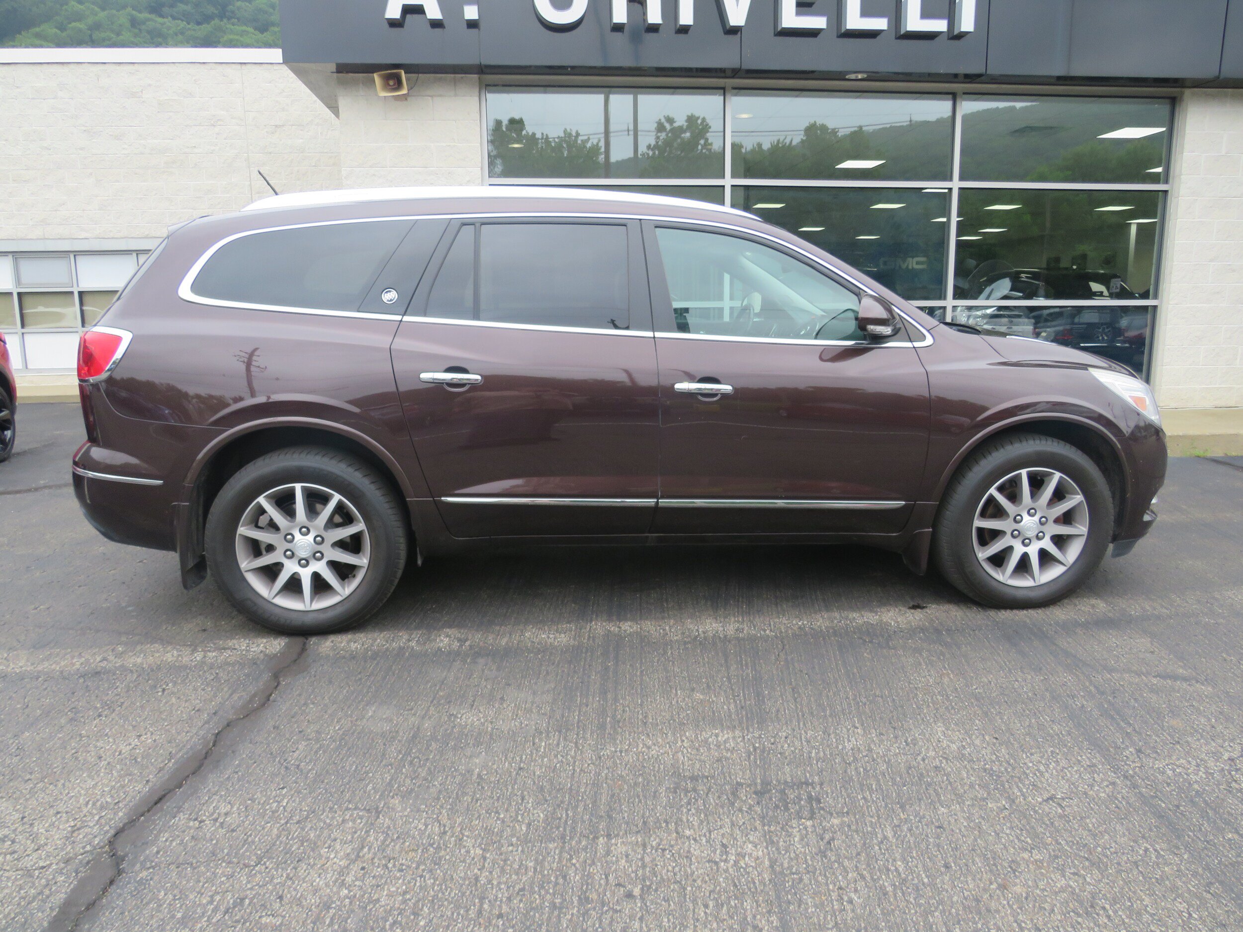 Used 2015 Buick Enclave Leather w/ Trailering Package AWD/4WD image 8