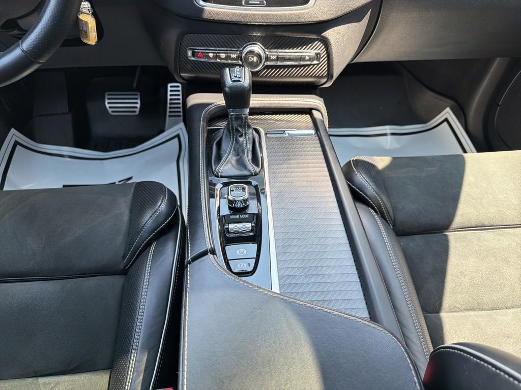 Used 2019 Volvo XC90 T6 R-Design w/ Advanced Package AWD/4WD image 25