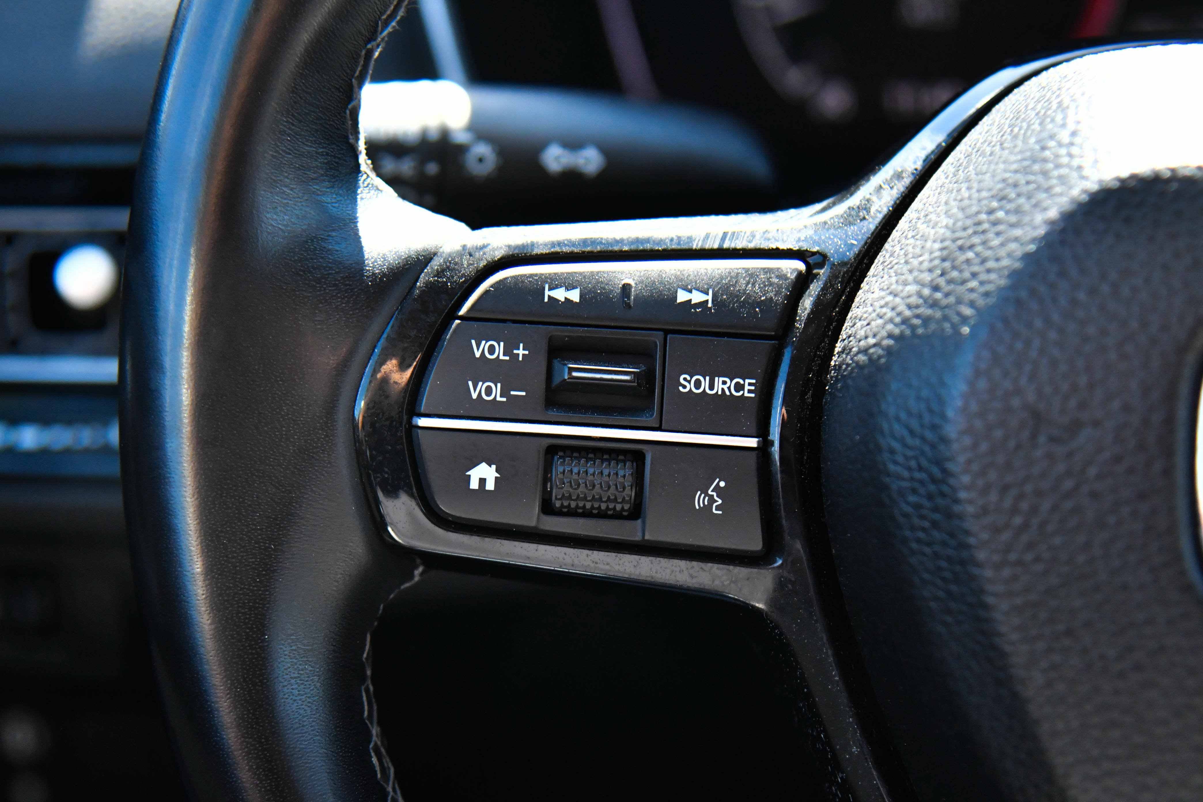 Used 2024 Honda Civic EX-L image 30