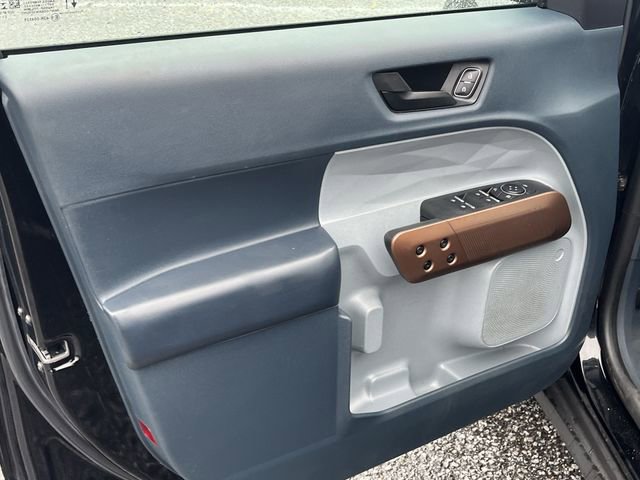 Used 2022 Ford Maverick Lariat image 18