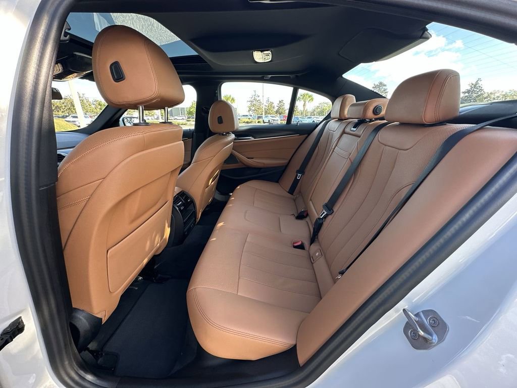 Certified 2023 BMW 540i w/ M Sport Package image 27