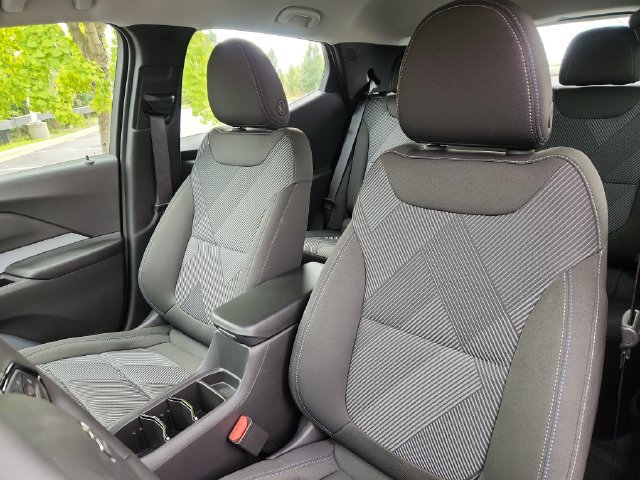 New 2027 Chevrolet Bolt LT w/ Comfort Package FWD image 13
