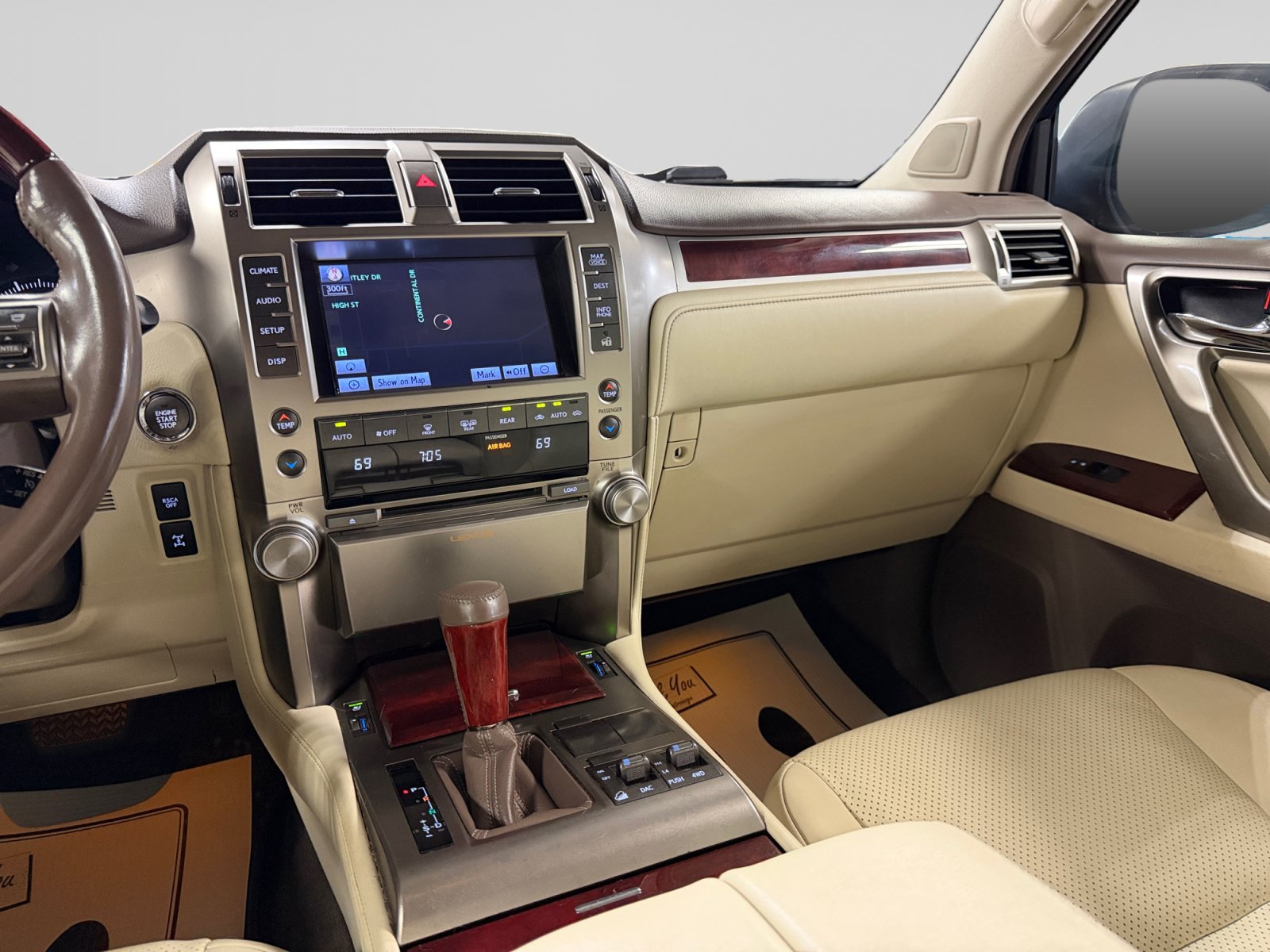Used 2013 Lexus GX 460 w/ Comfort Plus Pkg AWD/4WD image 19