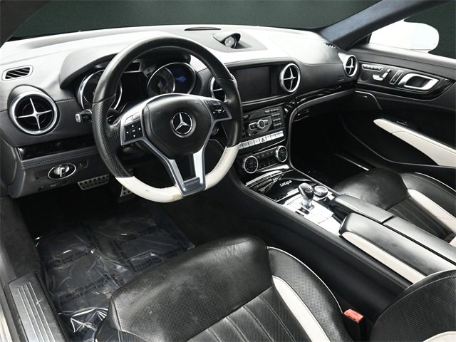 Used 2015 Mercedes-Benz SL 550 w/ White Arrow Edition image 10