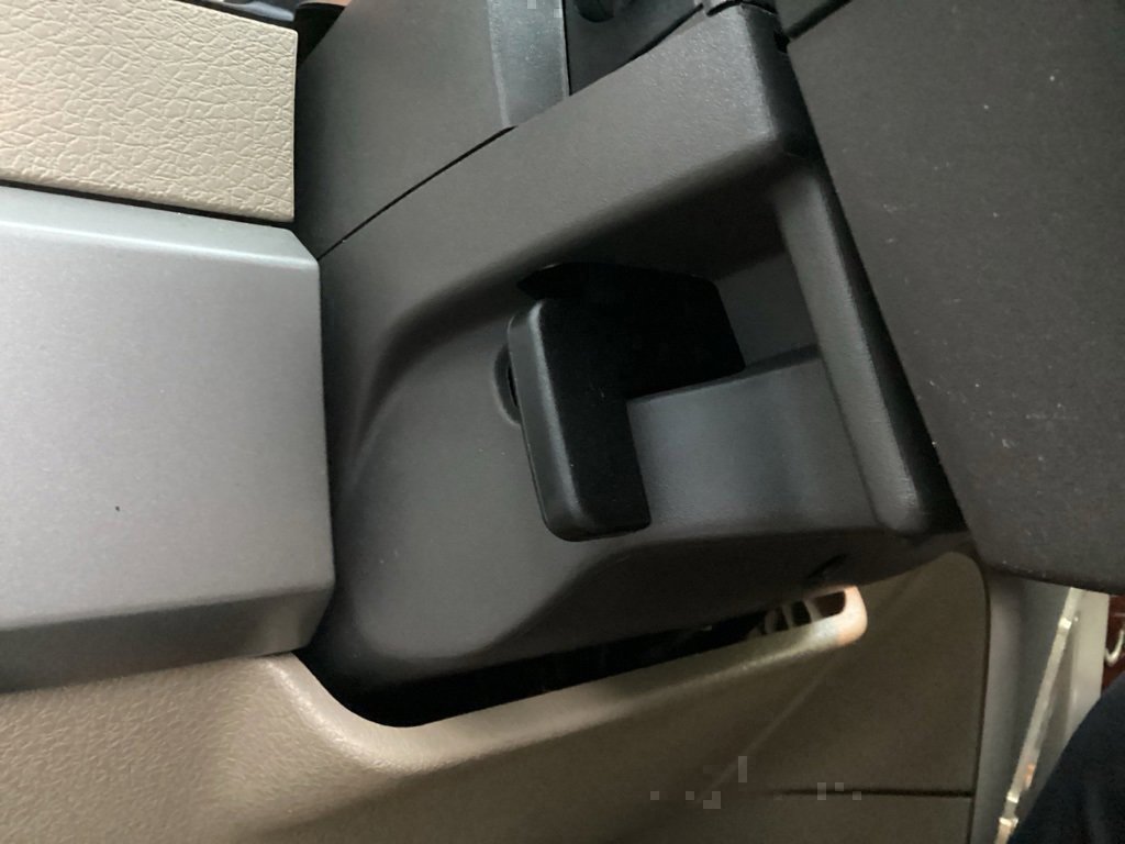 Used 2010 Ford F150 Lariat image 56