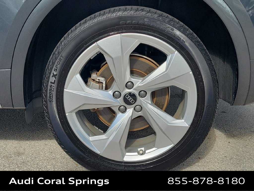 Certified 2023 Audi Q5 2.0T Premium w/ Convenience Package AWD/4WD image 16