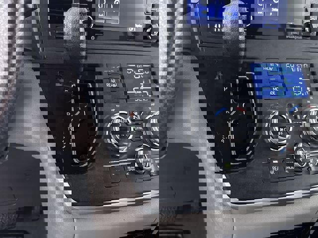 Used 2020 Toyota Sienna LE image 16