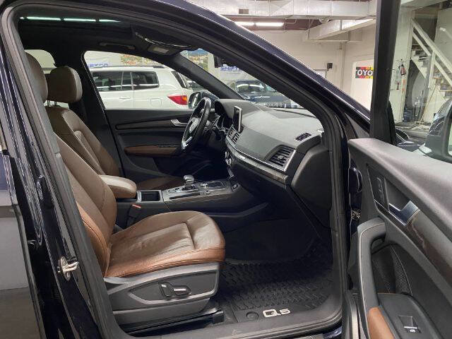 Used 2018 Audi Q5 2.0T Premium Plus w/ Premium Plus Package AWD/4WD image 18