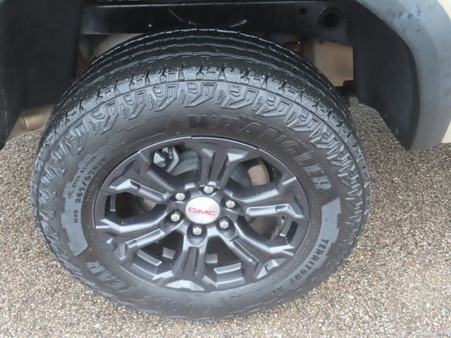 Used 2023 GMC Canyon Elevation w/ Convenience Package image 15