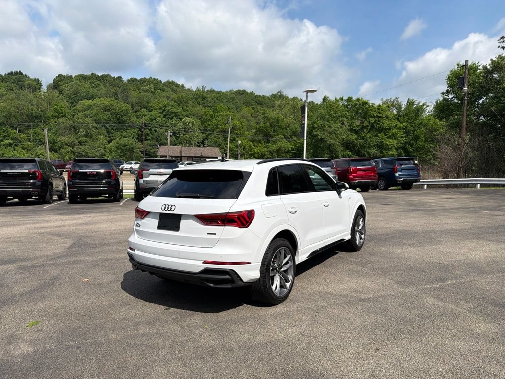 Used 2025 Audi Q3 2.0T Premium AWD/4WD image 3