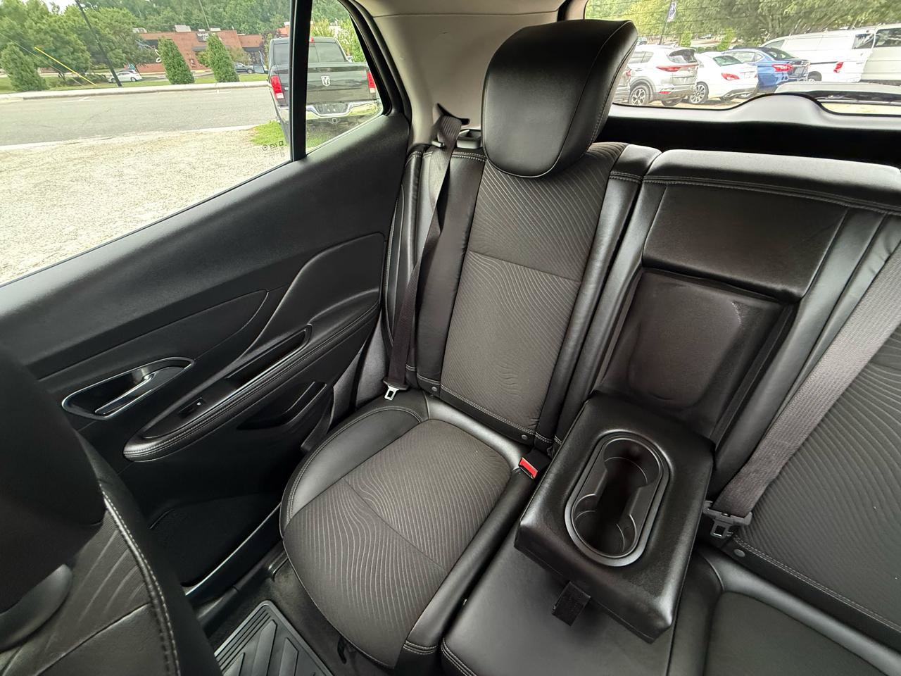 Used 2013 Buick Encore AWD image 28