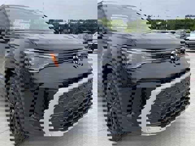 New 2025 Volkswagen Taos SE image 10