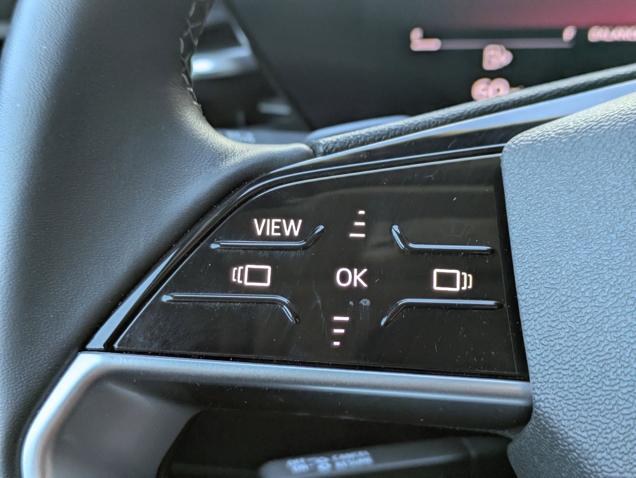 Used 2025 Audi Q5 Premium w/ Convenience Package image 14