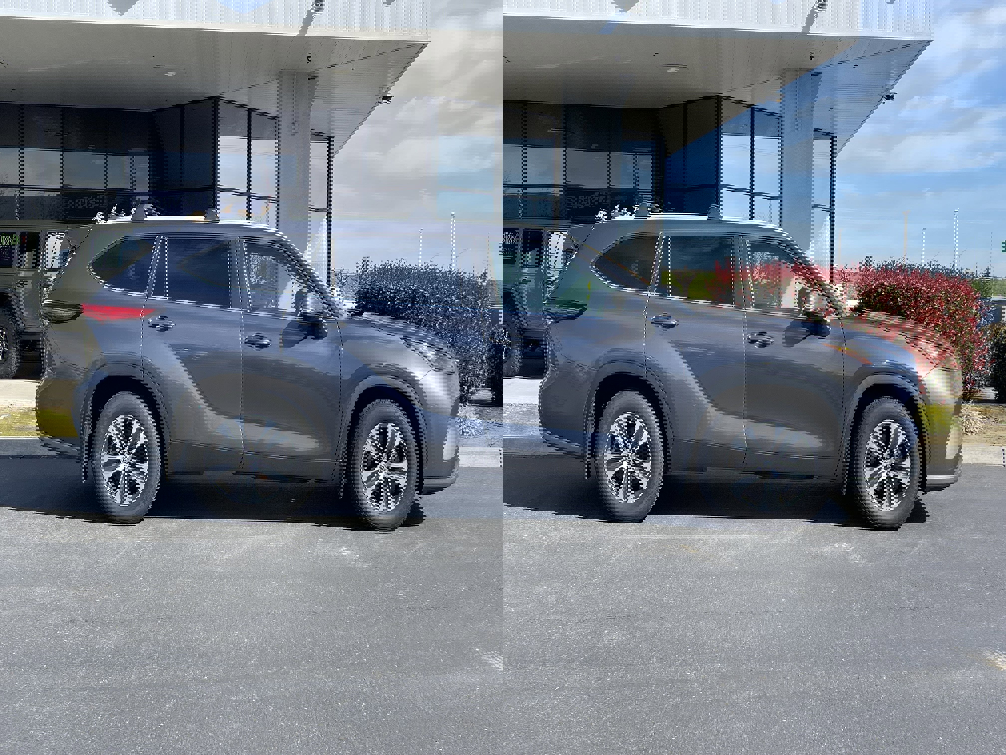 Used 2023 Toyota Highlander XLE image 8