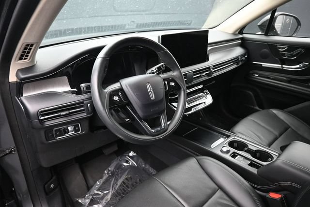 Used 2023 Lincoln Corsair Reserve w/ Equipment Group 201A AWD/4WD image 11