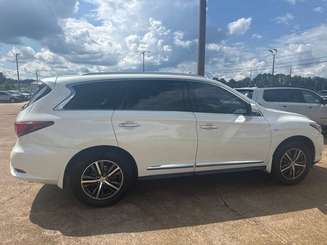 Used 2017 INFINITI QX60 FWD w/ Premium Plus Package image 4