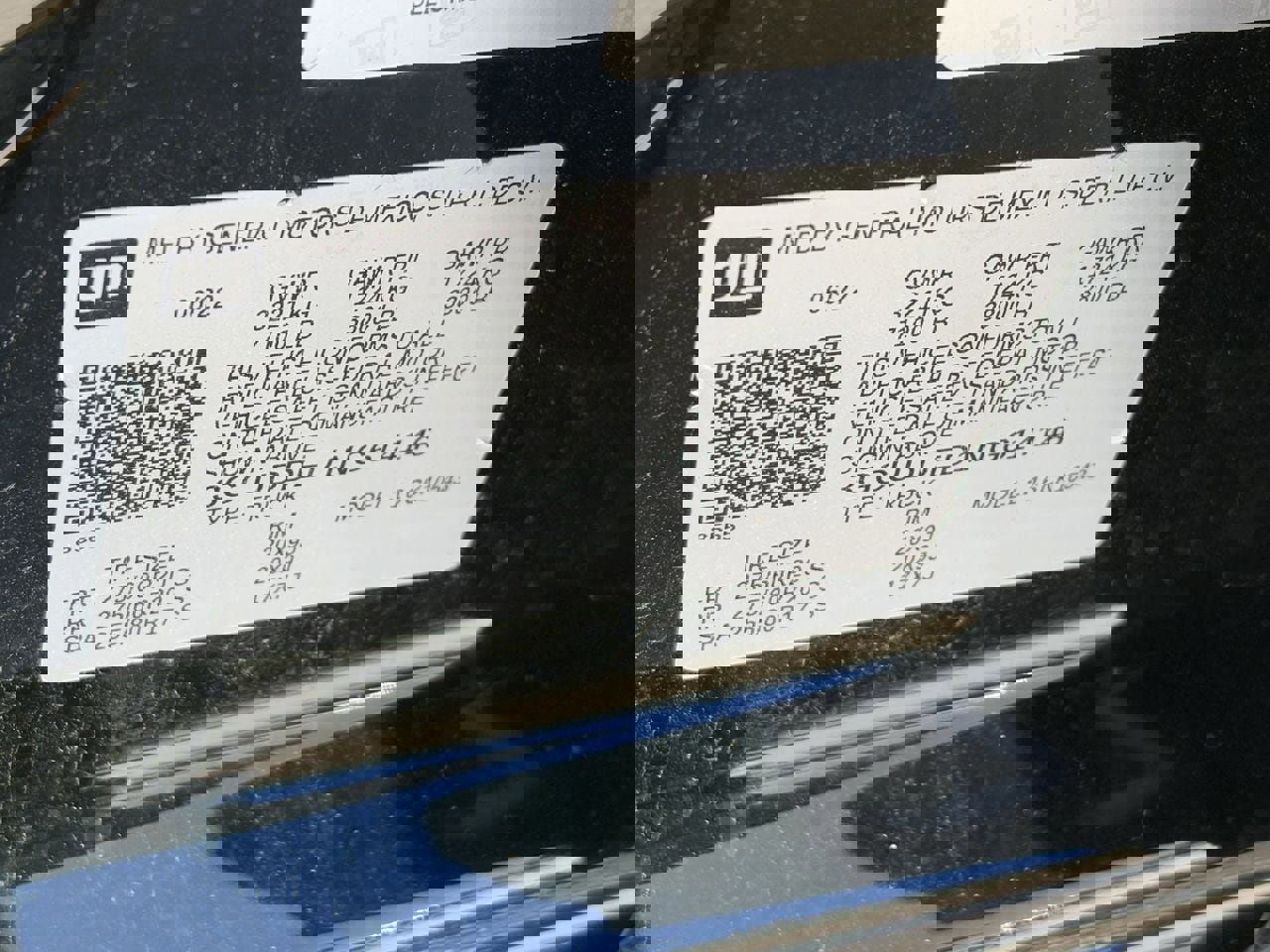 Used 2022 Chevrolet Silverado 1500 LT w/ Z71 Off-Road Package image 32