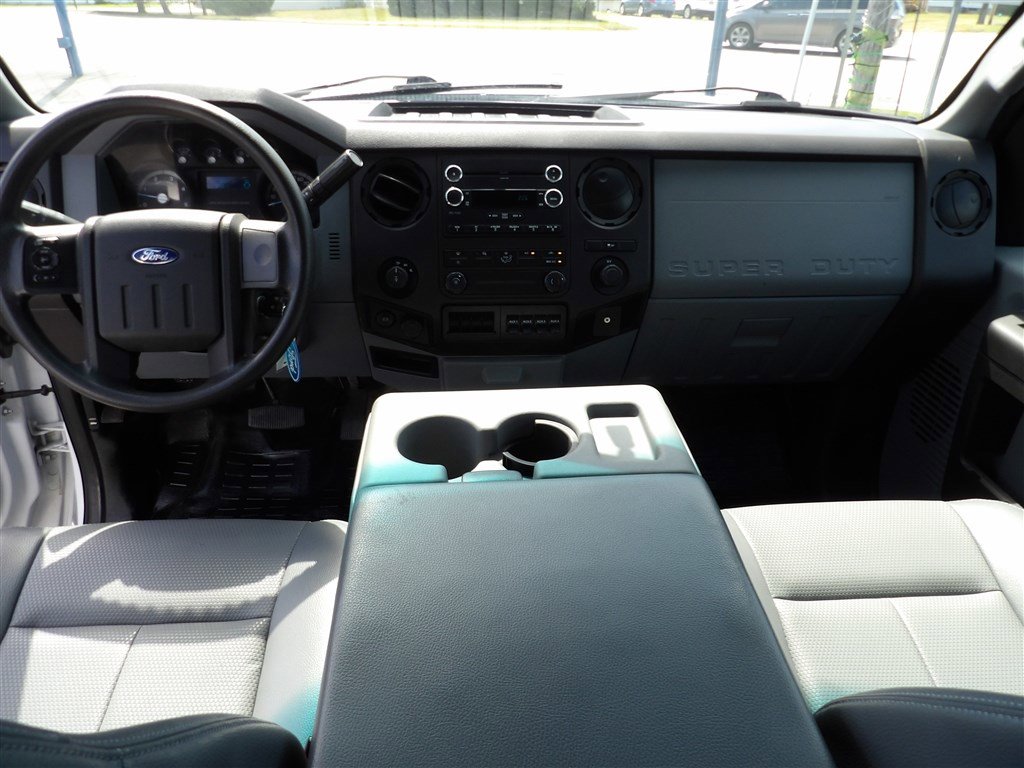 Used 2015 Ford F250 XL w/ Power Equipment Group image 21