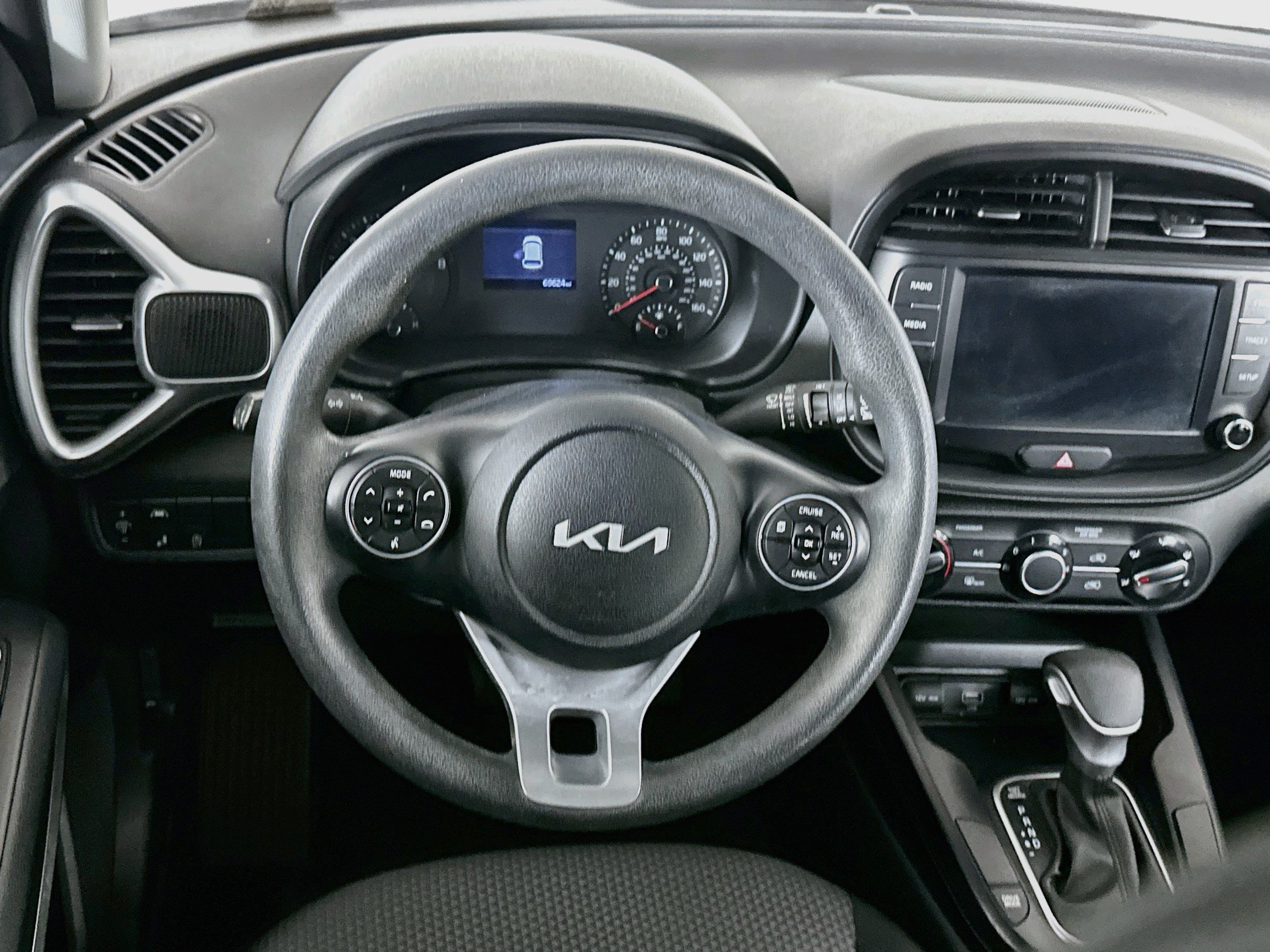 Used 2022 Kia Soul LX w/ Technology Package FWD image 18