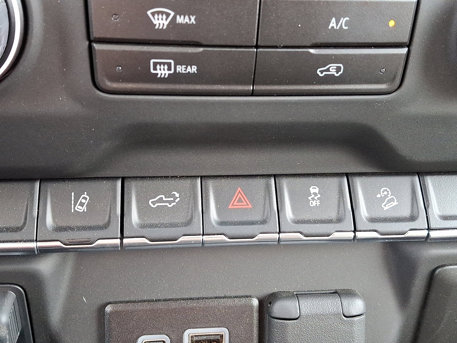 Certified 2024 Chevrolet Silverado 3500 W/T image 26