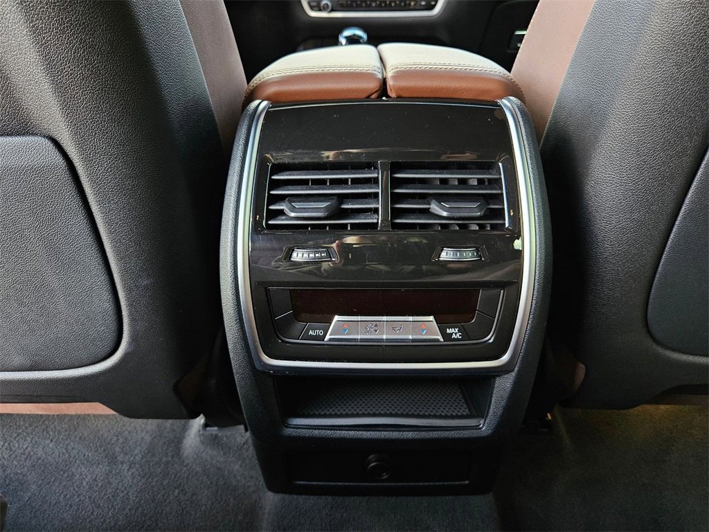 Used 2023 BMW X5 xDrive40i w/ M Sport Package image 22