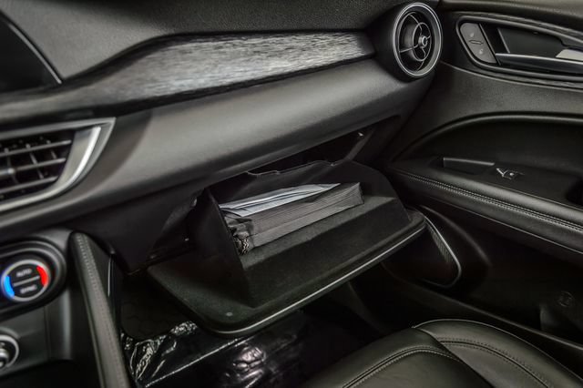 Used 2021 Alfa Romeo Stelvio Sprint w/ Sun & Sound Package AWD/4WD image 34