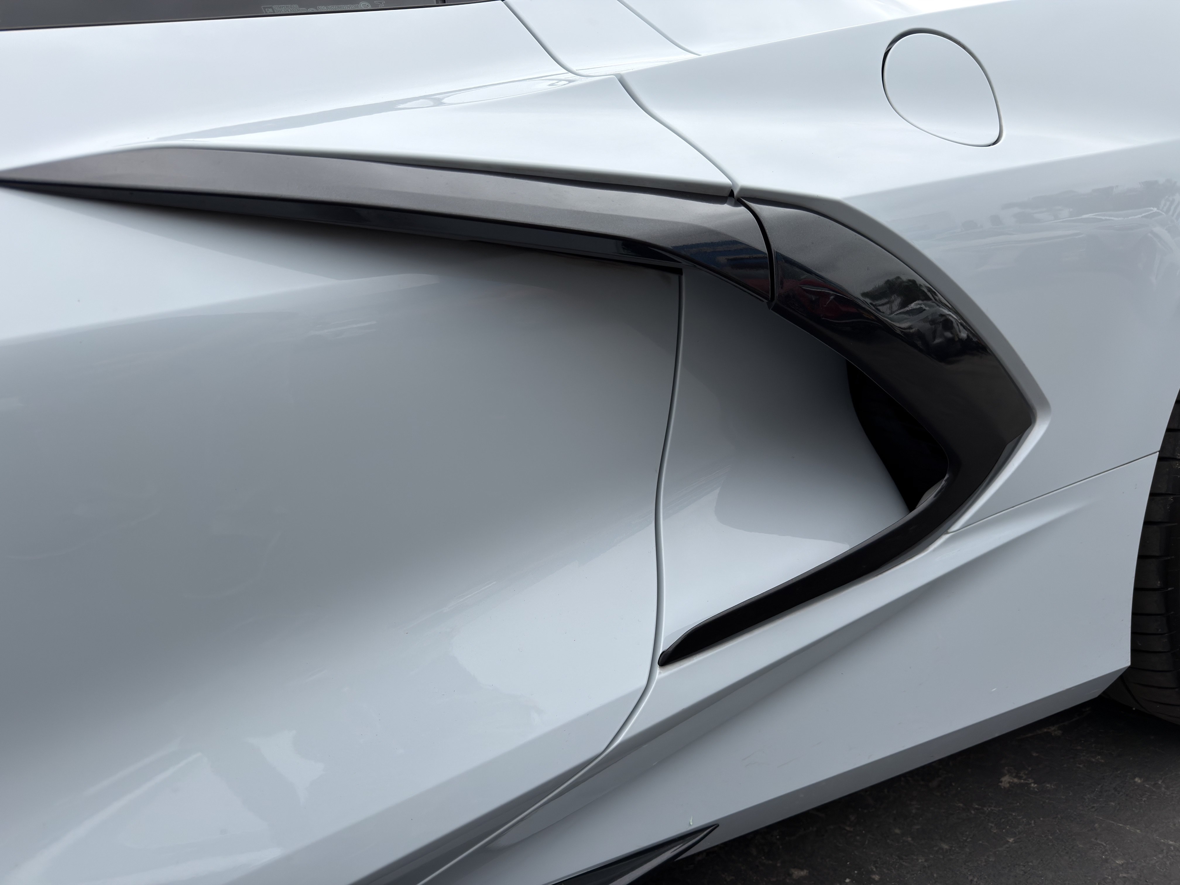 Used 2021 Chevrolet Corvette Stingray Premium Cpe w/ Z51 Performance Package RWD image 35