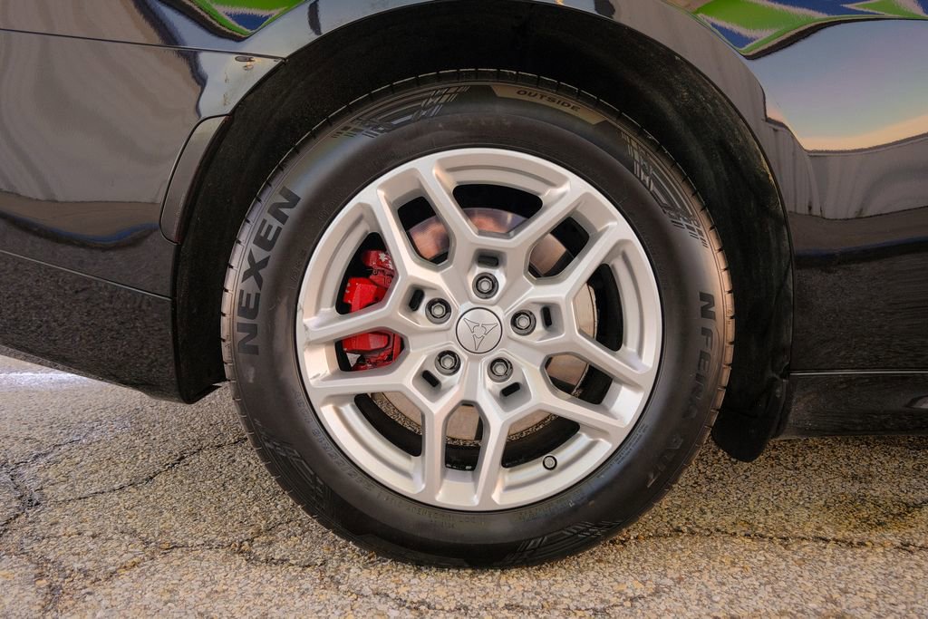 Used 2025 Dodge Charger R/T w/ Quick Order Package 25M R/T image 34