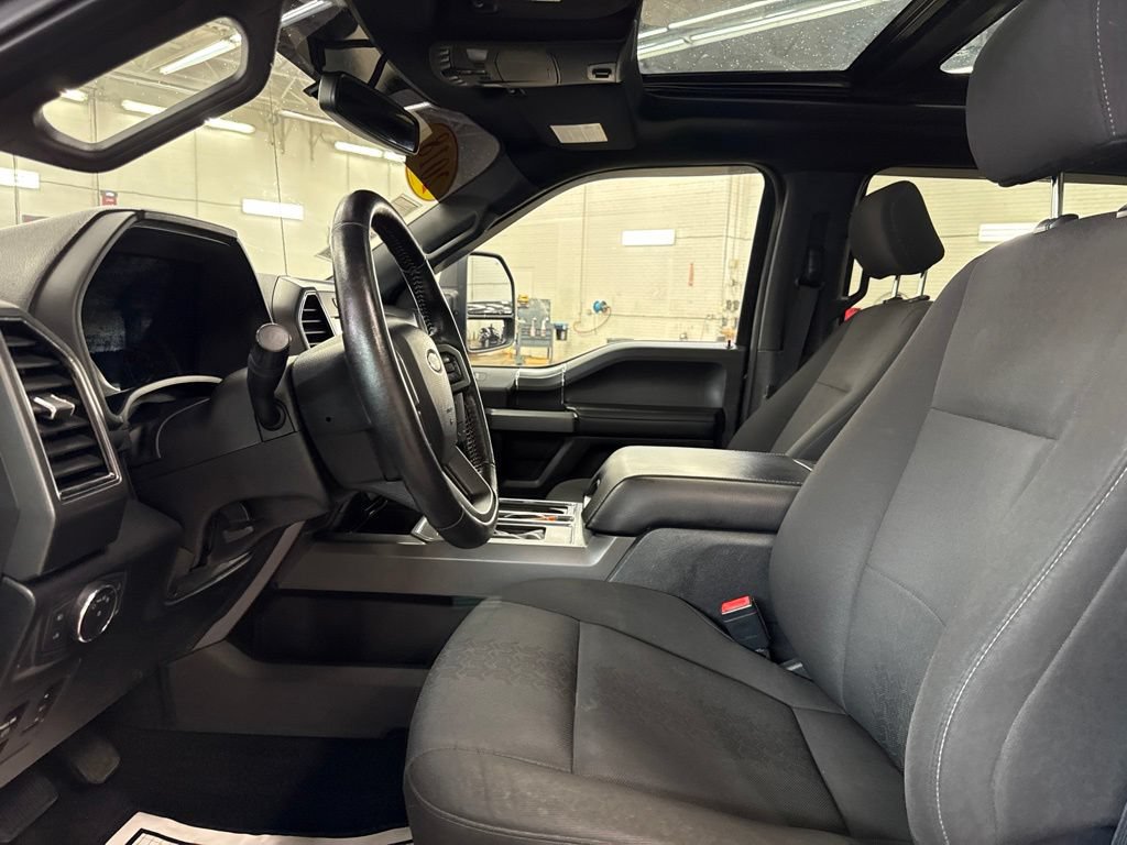 Used 2018 Ford F150 XLT w/ Equipment Group 302A Luxury AWD/4WD image 9