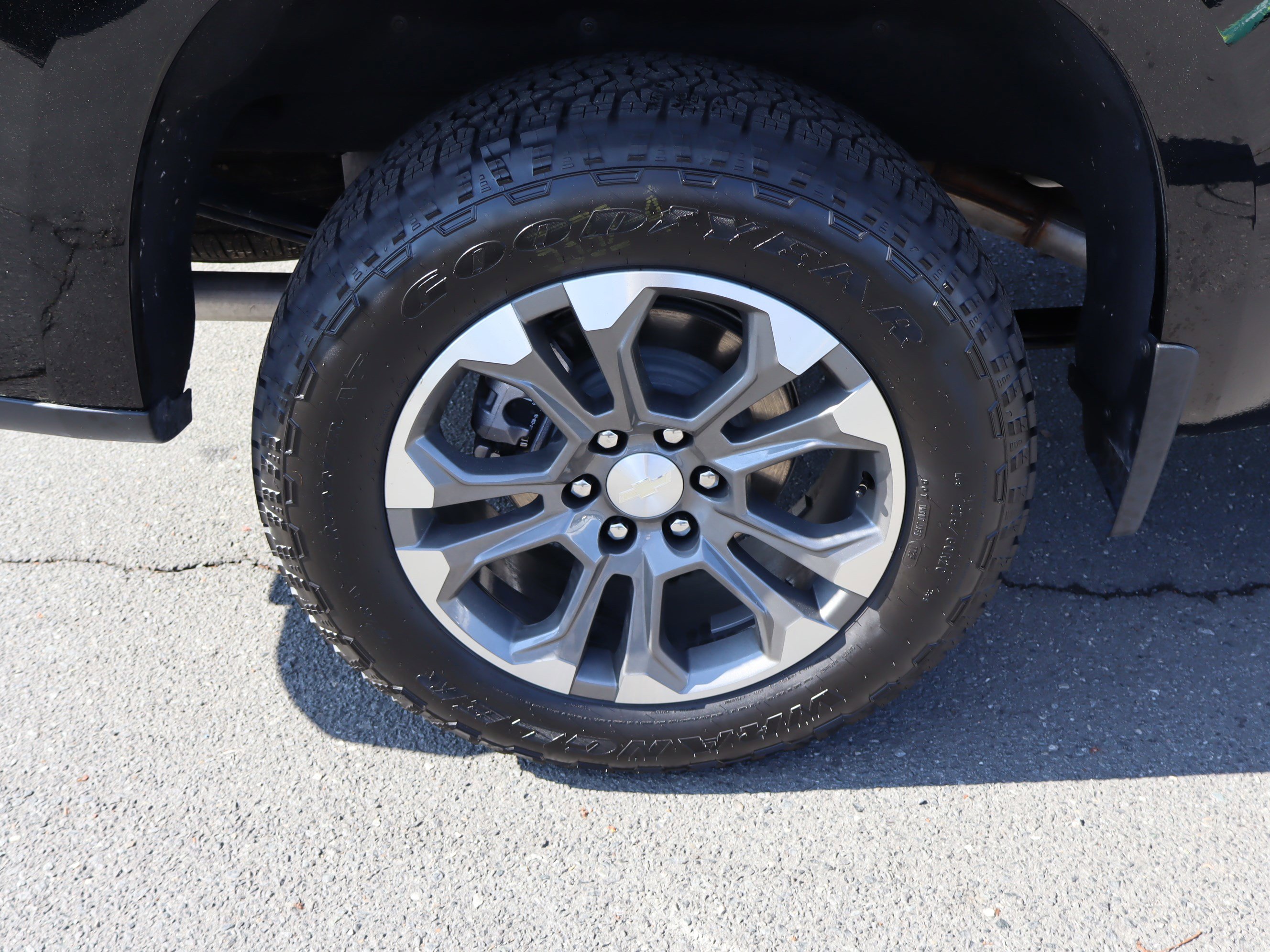 Certified 2025 Chevrolet Silverado 1500 LTZ w/ LTZ Premium Package image 38