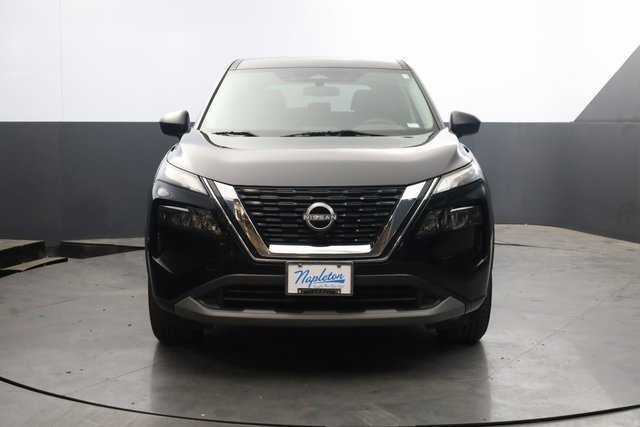 Used 2023 Nissan Rogue S image 3