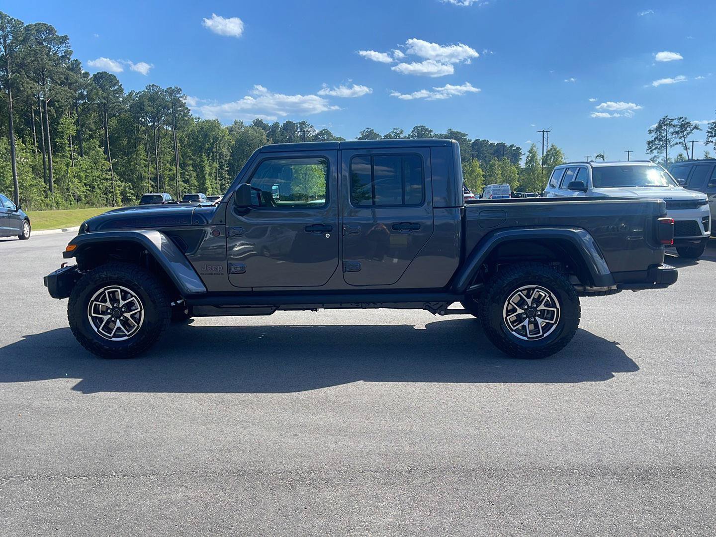 New 2026 Jeep Gladiator Mojave AWD/4WD image 4