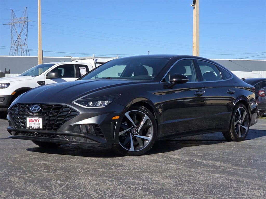 Used 2021 Hyundai Sonata SEL Plus w/ Preferred Accessory Package image 2