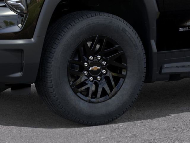 New 2026 Chevrolet Silverado EV LT image 9