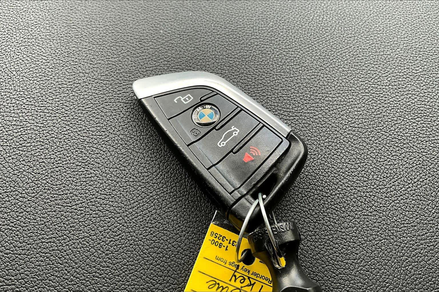 Used 2023 BMW X4 M40i w/ Premium Package image 14
