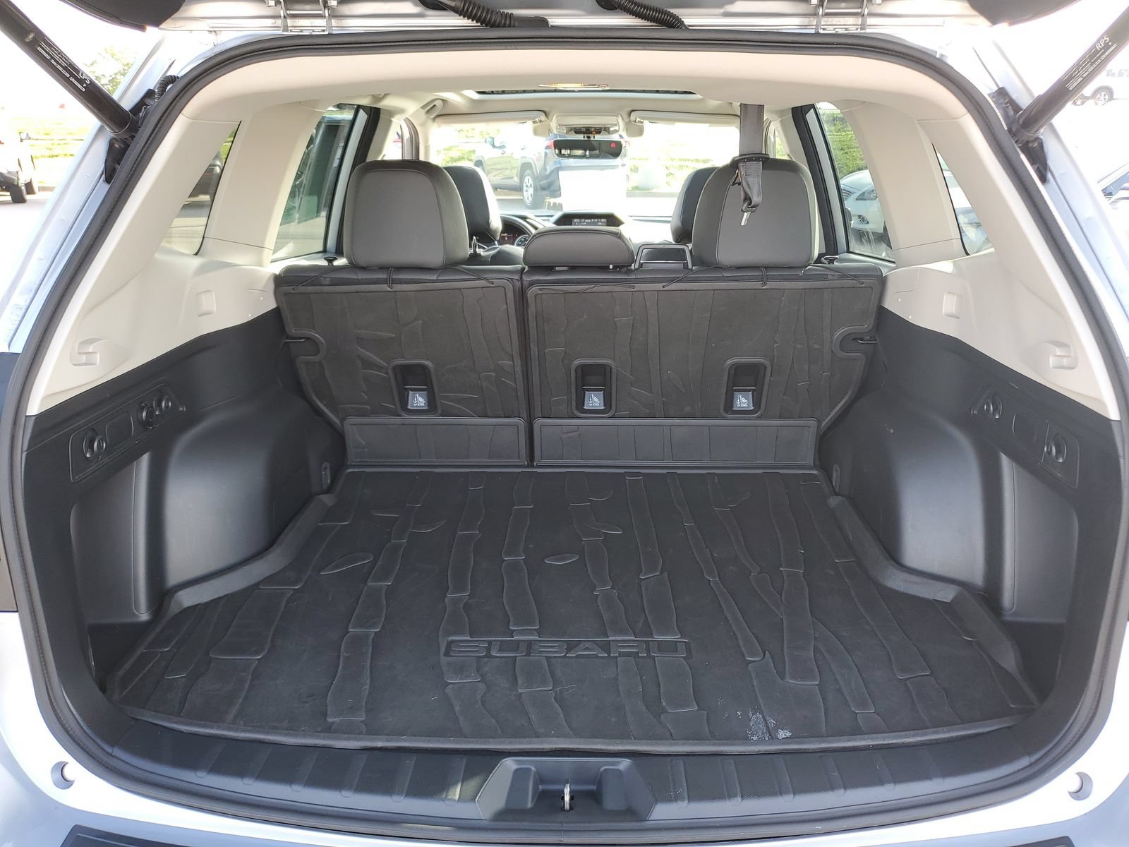Used 2021 Subaru Forester Limited w/ Popular Package #3 AWD/4WD image 9