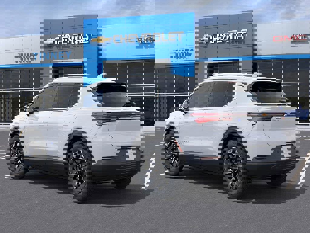 New 2026 Chevrolet Equinox EV LT image 3