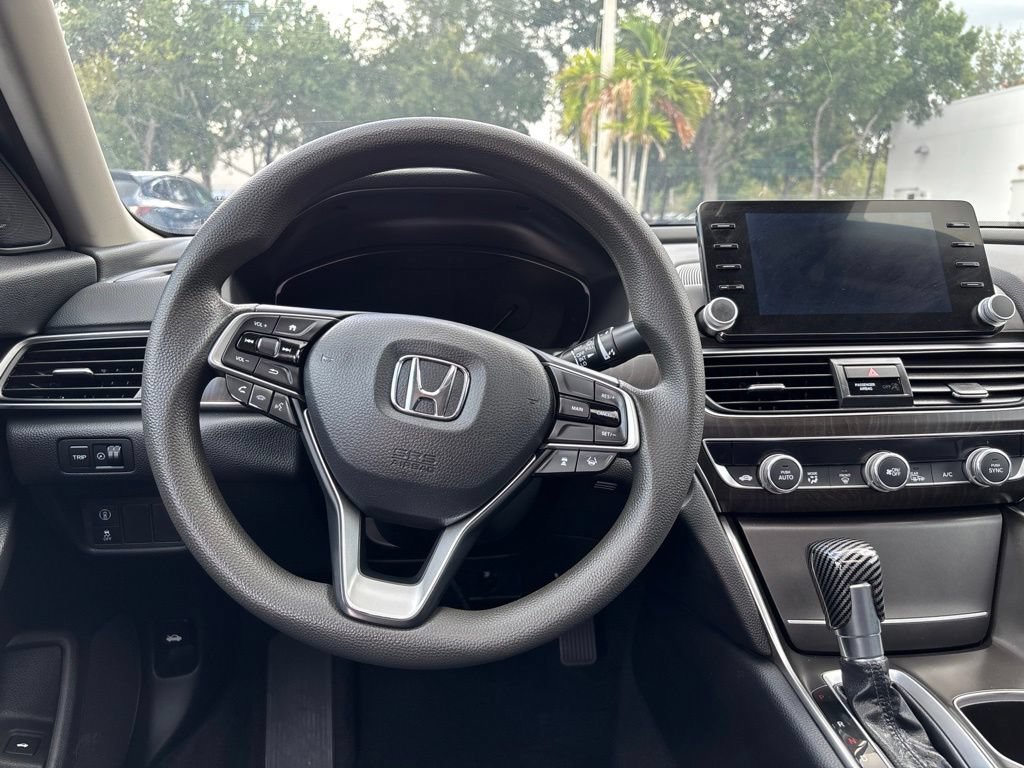 Used 2018 Honda Accord EX image 23