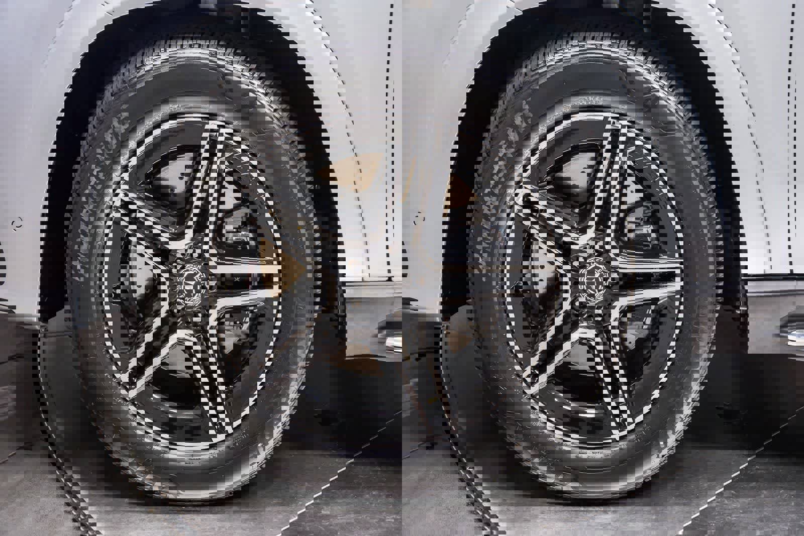 Used 2025 Mercedes-Benz GLE 450e 4MATIC image 10