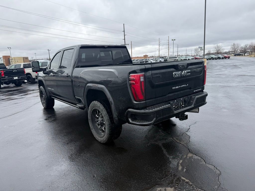 Used 2024 GMC Sierra 2500 Denali Ultimate w/ Snow Plow Prep/Camper Package image 3