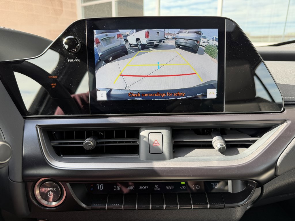 Used 2024 Lexus UX 250h FWD image 20