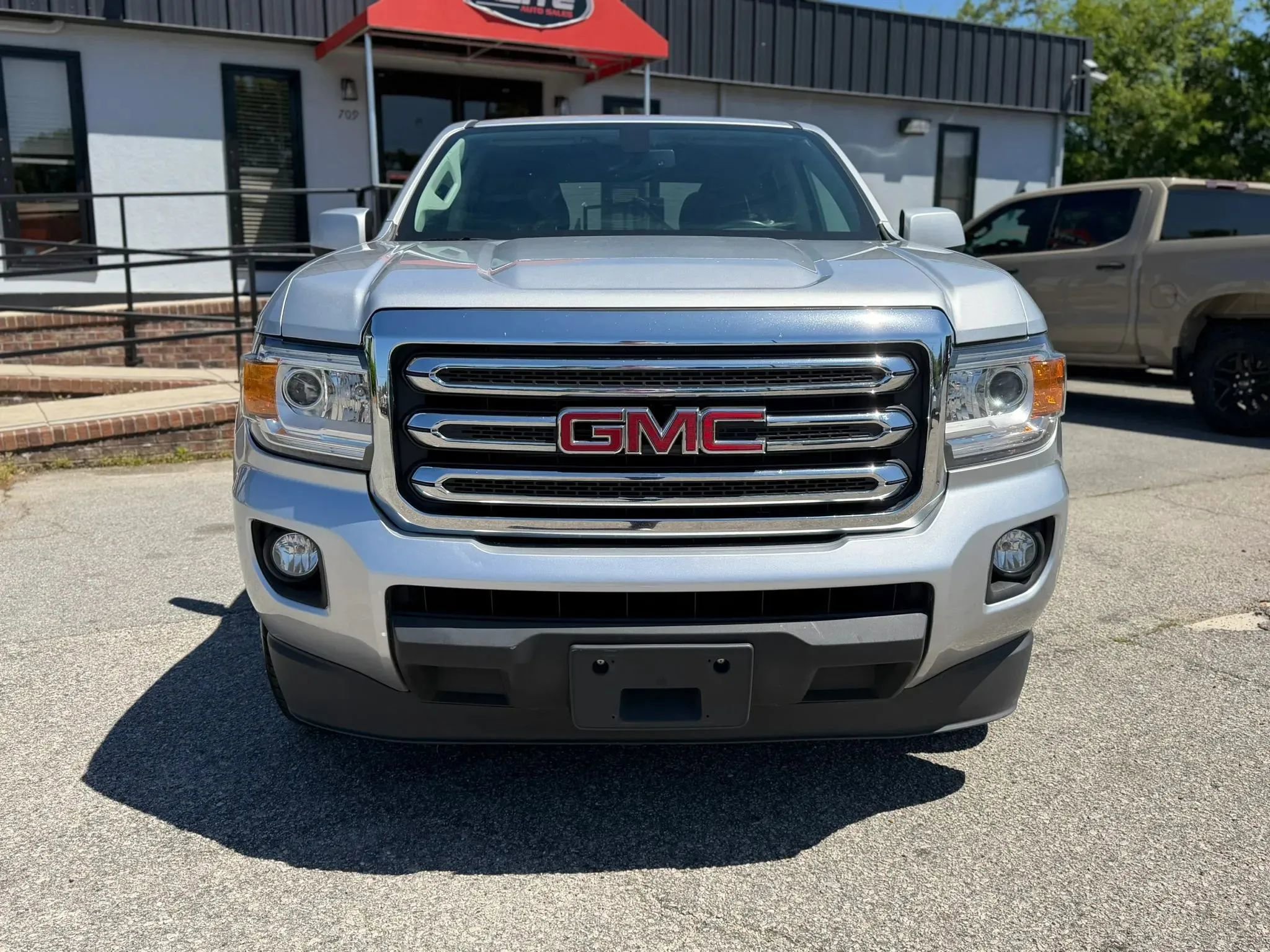 Used 2019 GMC Canyon SLE RWD image 4