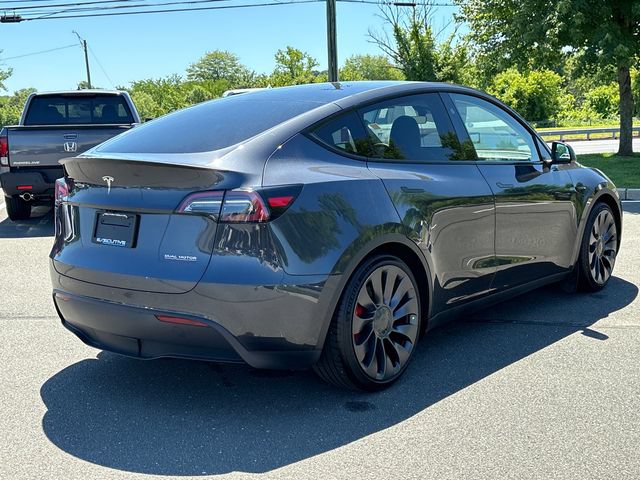 Used 2024 Tesla Model Y Performance AWD/4WD image 4